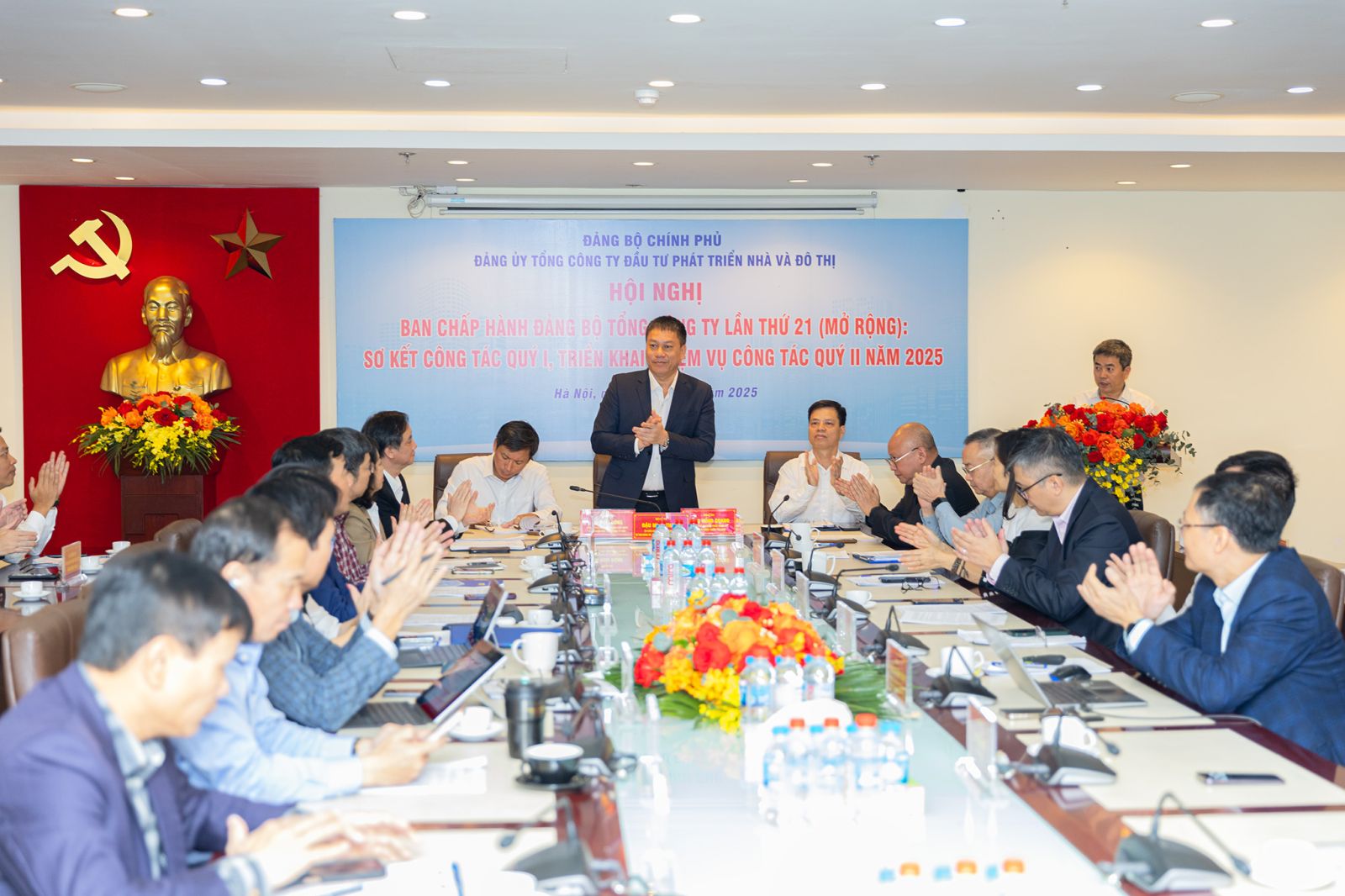HUD đẩy mạnh công tác xây dựng Đảng, hoàn thành vượt mức các chỉ tiêu SXKD Quý I/2025